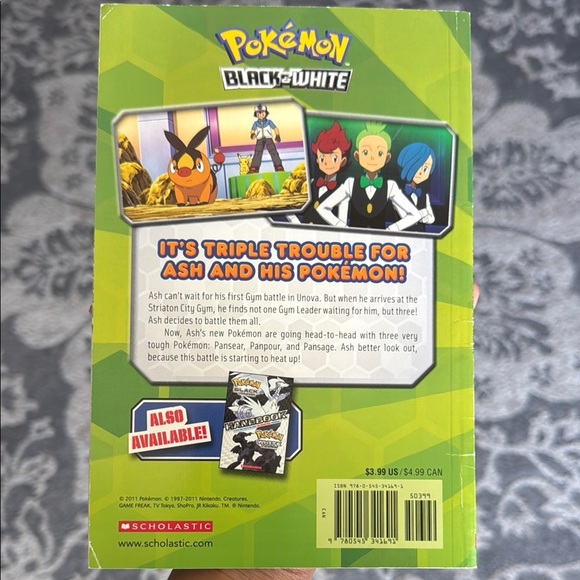 Scholastic Pokémon Black & White Book - Picture 2 of 4